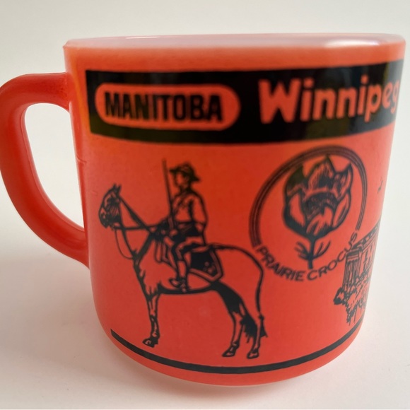 Vintage orange Winnipeg, Manitoba milk glass mug made by fireking - Picture 4 of 6